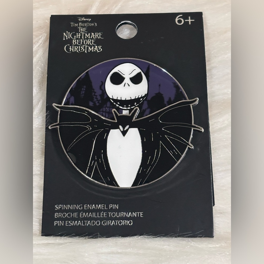 The Nightmare Before Christmas Jack Skellington Face Spinner Pin Loungefly NEW